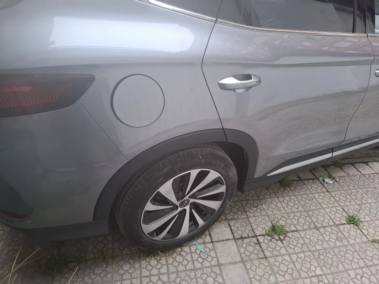 SUV · Reparación de puerta y umbral — Después