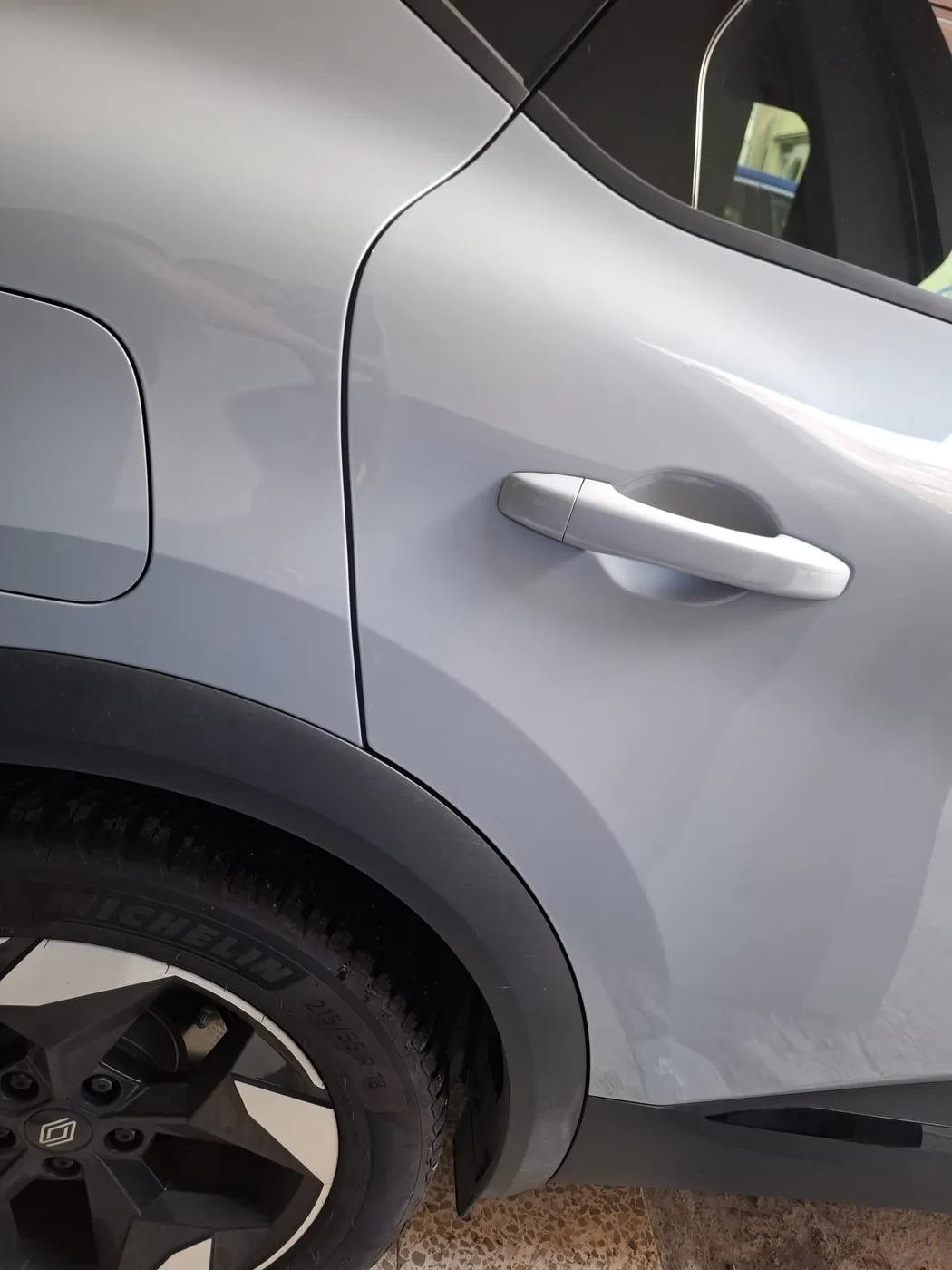Renault Captur · Reparación de aleta y paragolpes trasero — Después